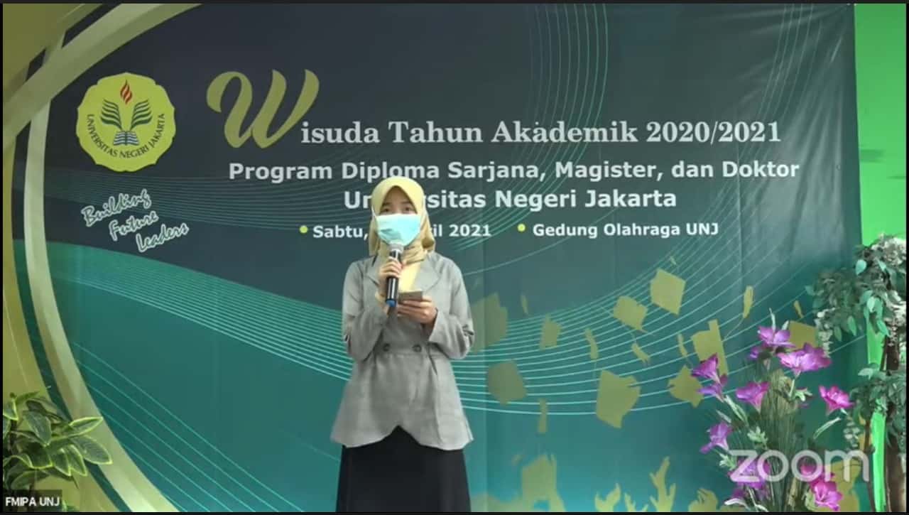 MC of Wisuda Tahun Akademik 2020/2021 Semester 113 Program Sarjana dan Magister FMIPA Universitas Negeri Jakarta